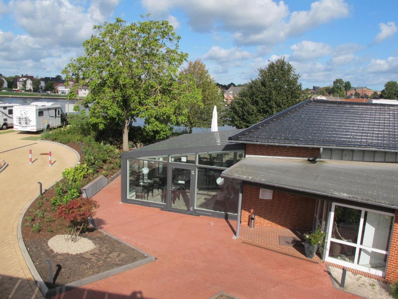 Kanal-Haus "Das Gaestehaus Direkt Am Nok" Osterronfeld ภายนอก รูปภาพ